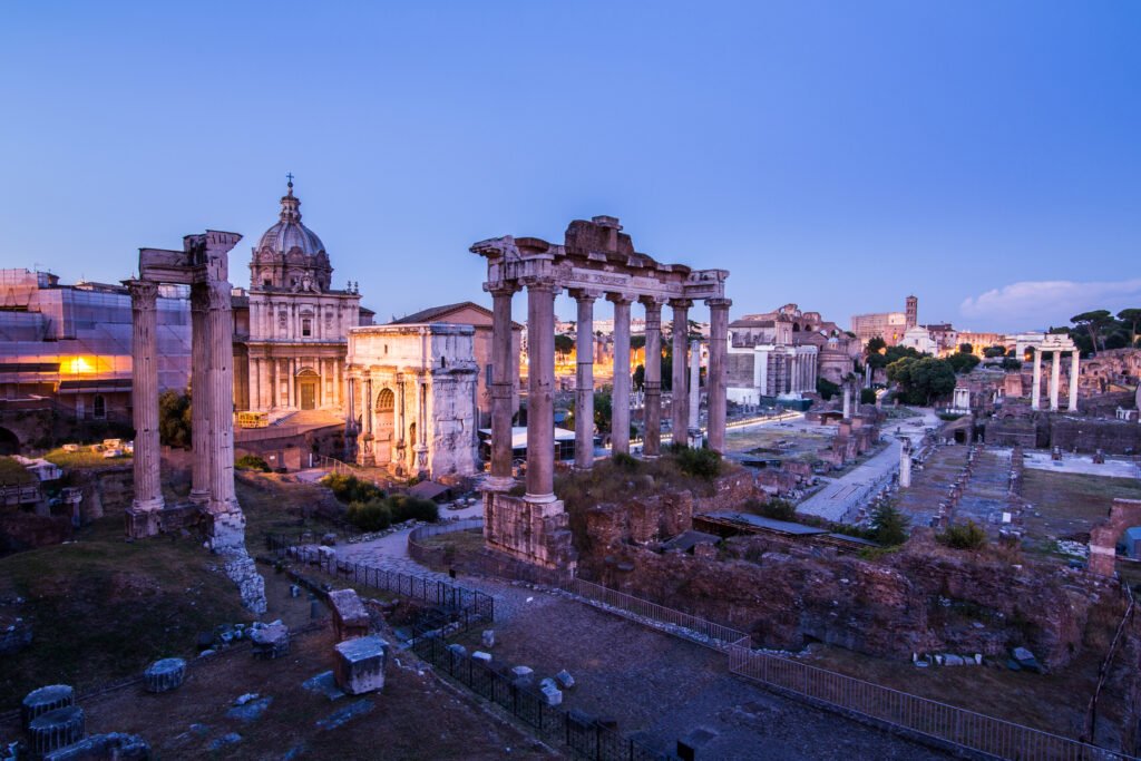 10 lugares imprescindibles que debes visitar en Roma