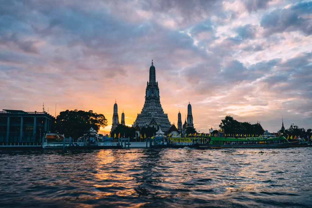 Cómo llegar del aeropuerto al centro de Bangkok